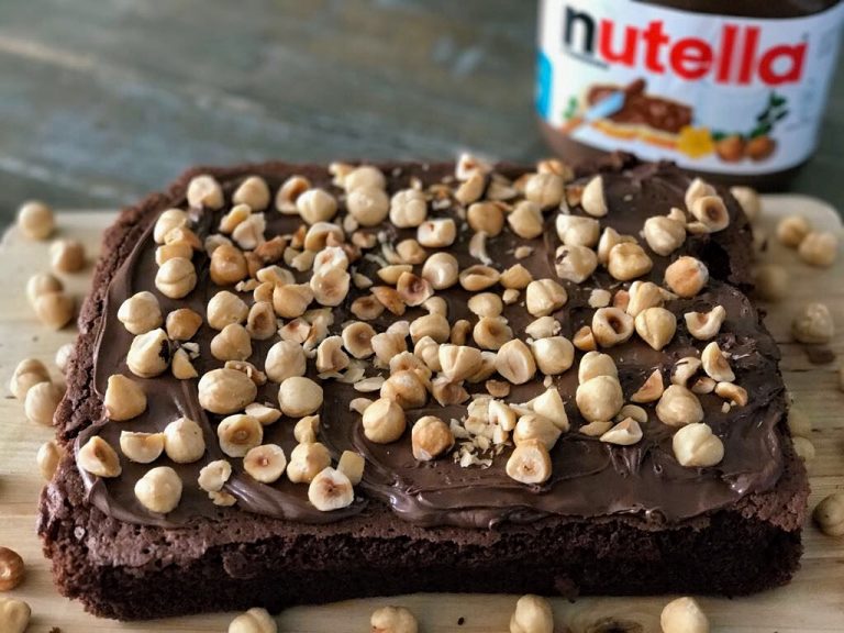 Brownie met Nutella en hazelnoten
