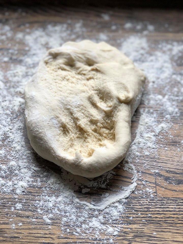 zelf pizzadeeg maken