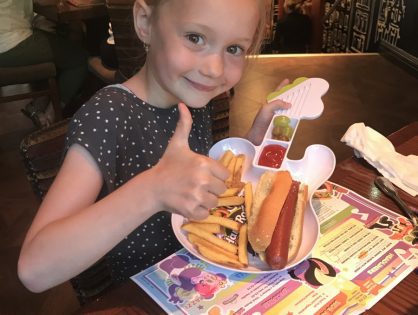 Hard Rock Cafe: Ook super leuk om te eten met kinderen