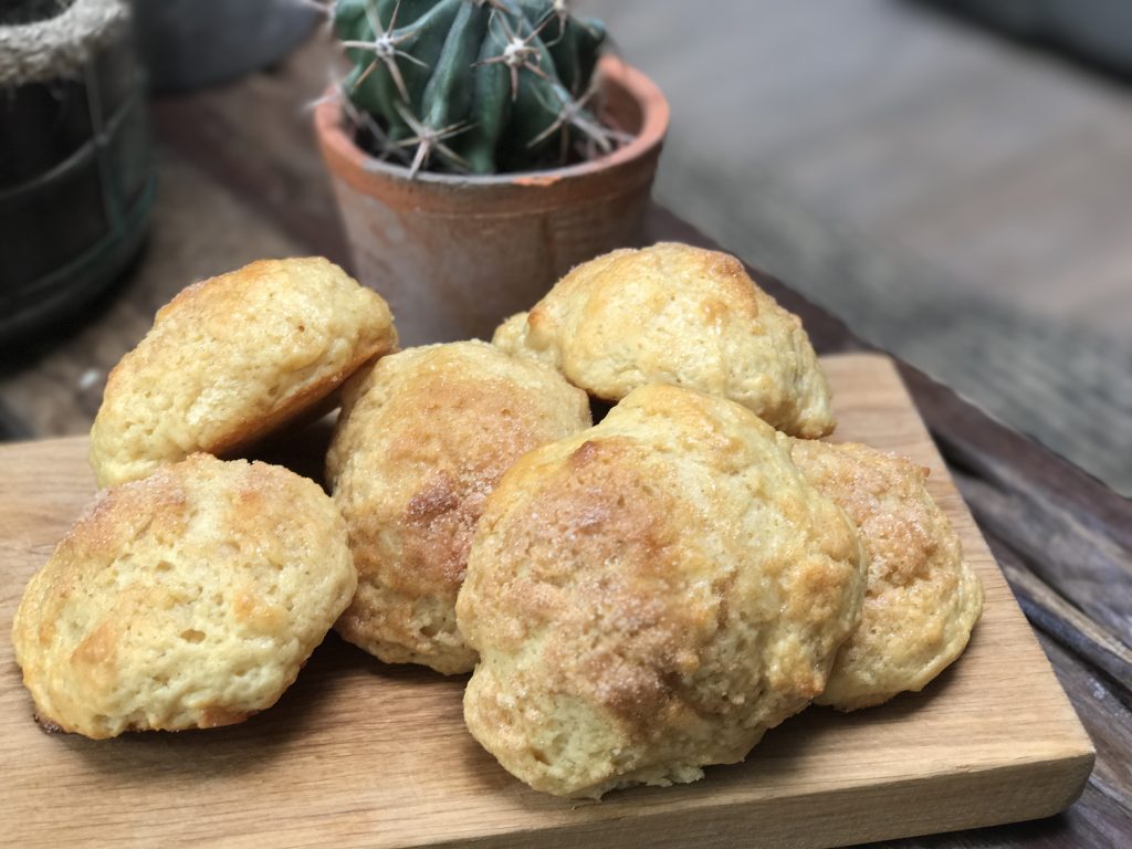 zoete kwarkbroodjes met kaneel