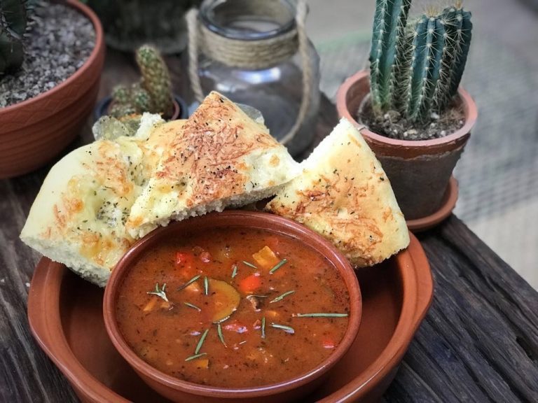tomatensoep met geroosterde groenten