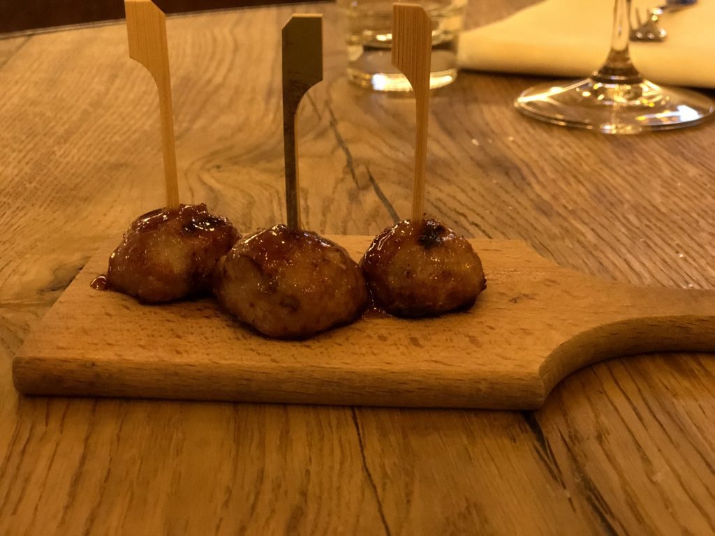 Meatcave Rotterdam menu