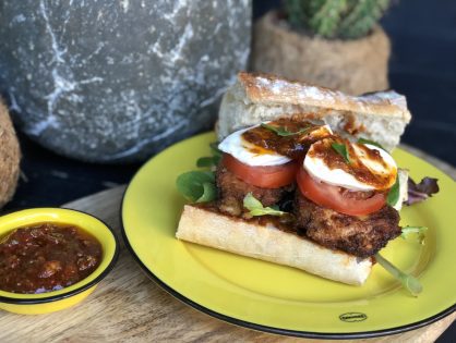 broodje gepaneerde Italiaanse kip