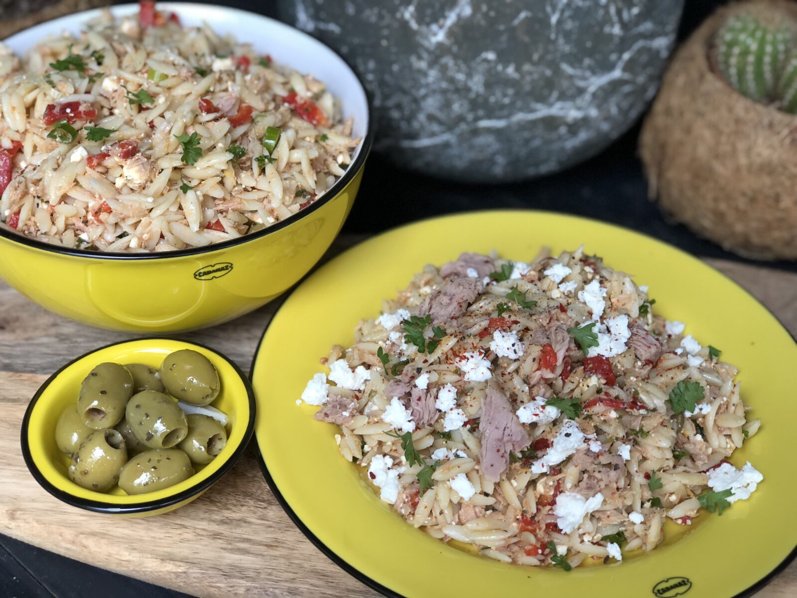 Mediterraanse Orzo salade met tonijn en feta