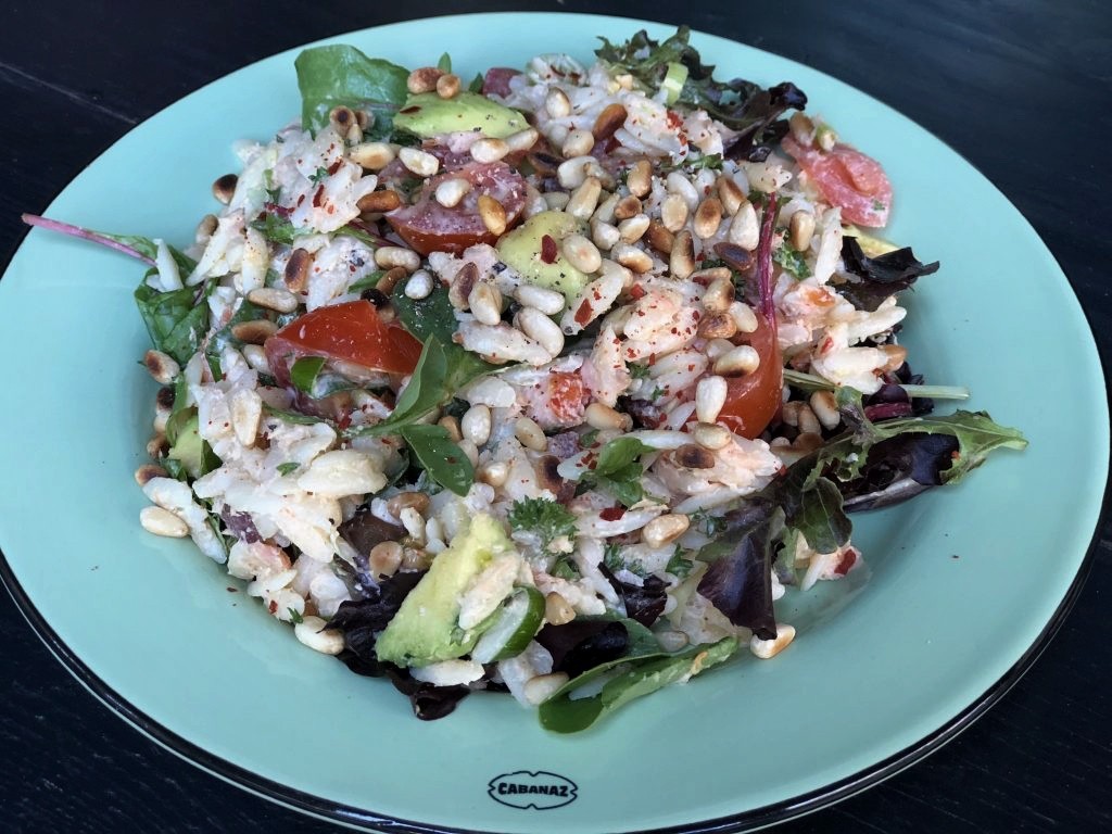 Orzo salade met gerookte zalm