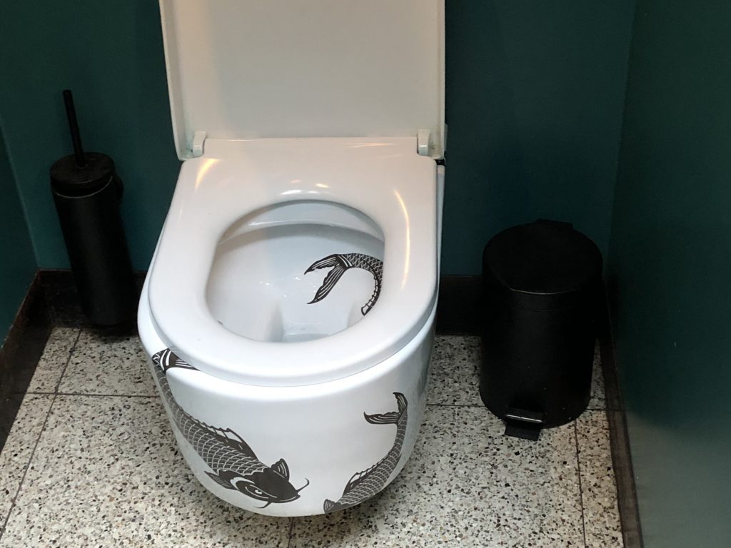 Bar Fisk in Amsterdam: vis op zijn Israëlisch