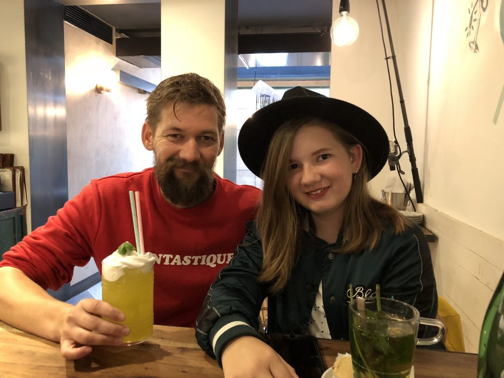 Bar Fisk in Amsterdam: vis op zijn Israëlisch