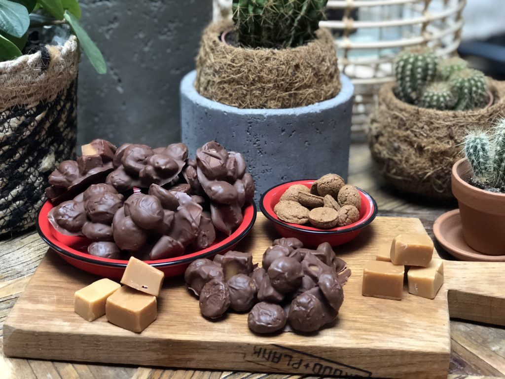 recept kruidnoten rotsjes met fudge maken als Sinterklaasrecept