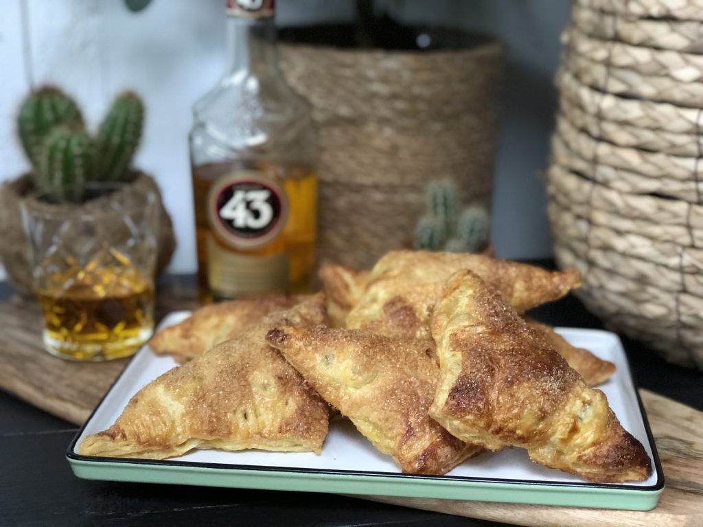 recept appelflappen met Licor 43 en amandelspijs maken