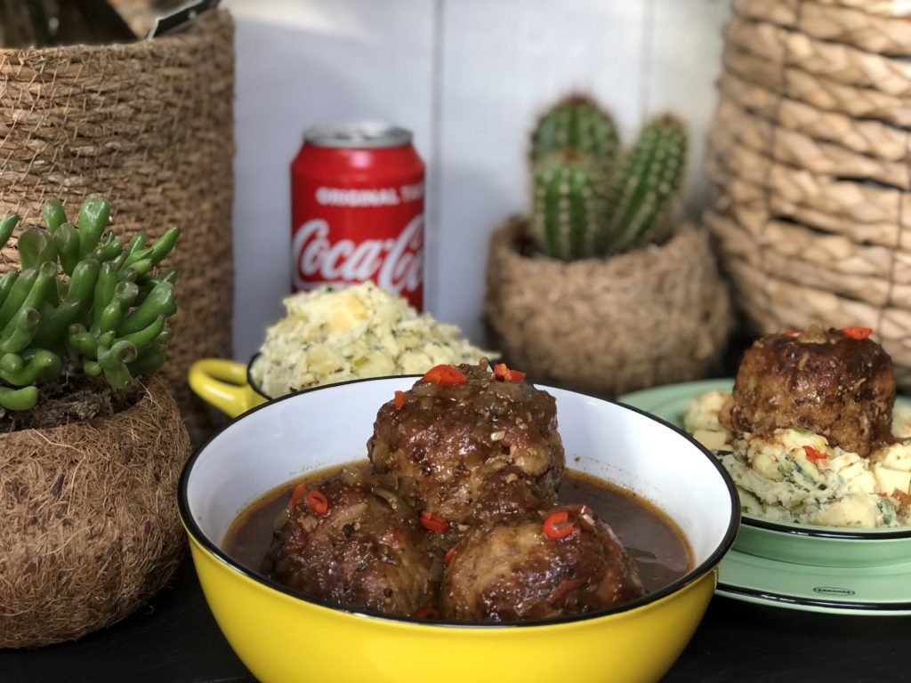 recept gehaktballen in kruidige en iets pittige cola jus maken