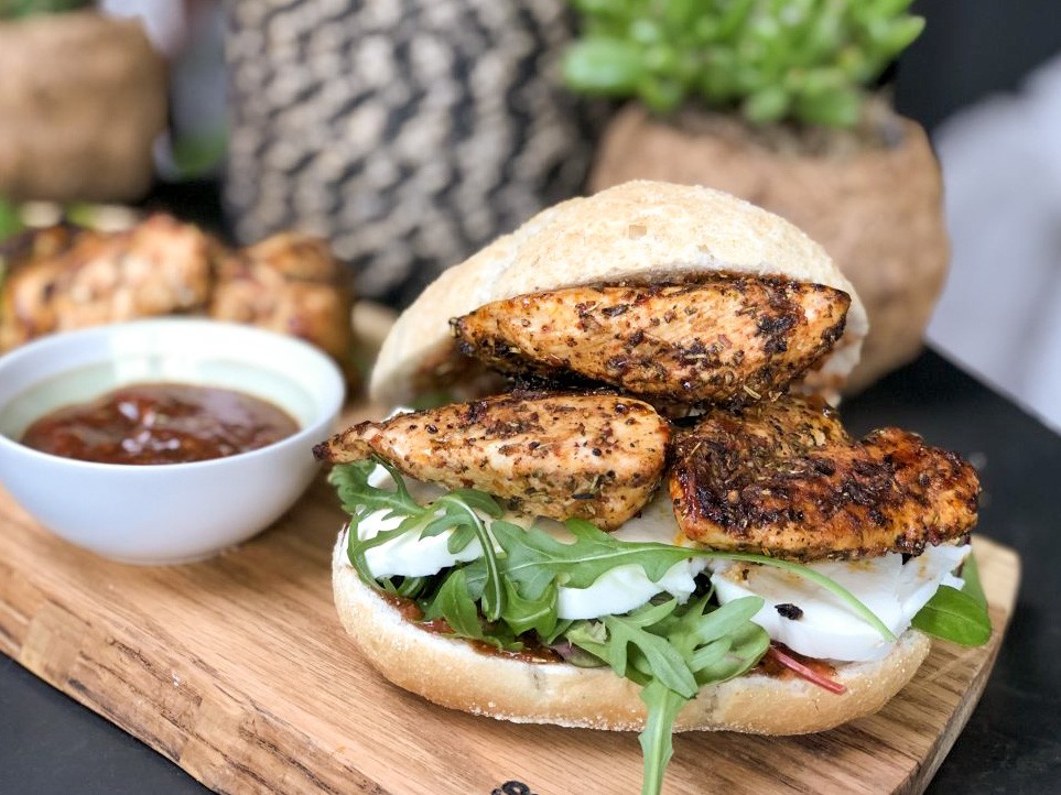 broodje met Italiaanse kip