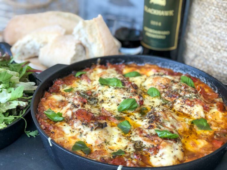 kip in pittige tomatensaus