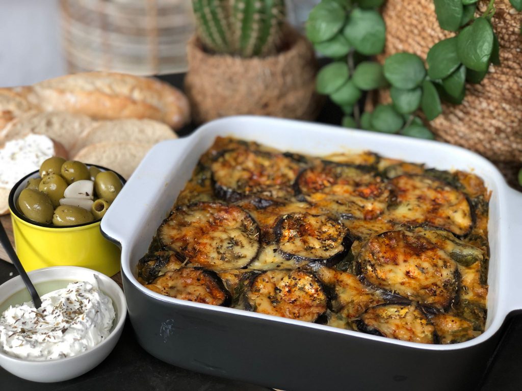 recept vegetarische lasagne met aubergine, spinazie en kruidige roomsaus