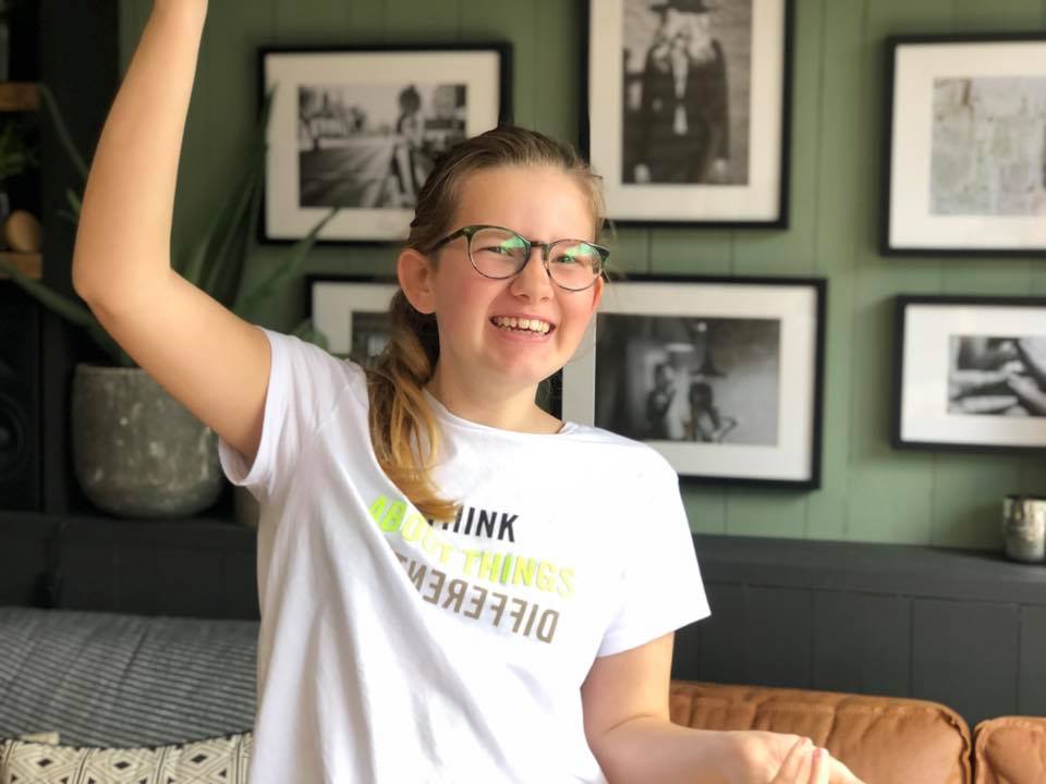 Beaudine helemaal vrolijk en stralend in plaats van ziek.