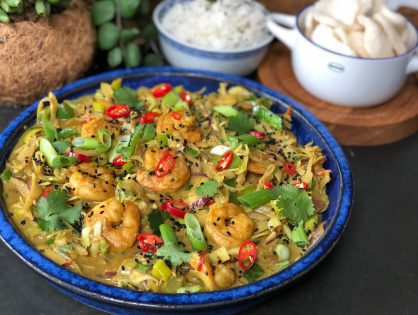 Thaise roerbak met garnalen in kerriesaus