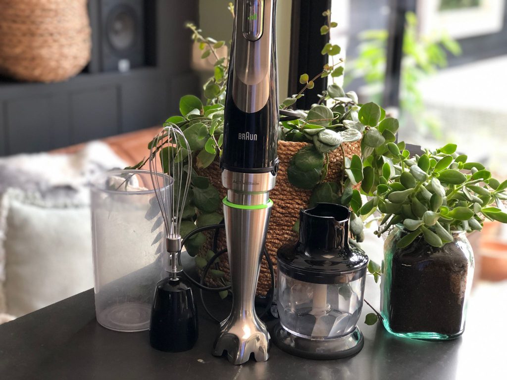 keukenmachine die niet mag ontbreken in je keuken is een staafmixer