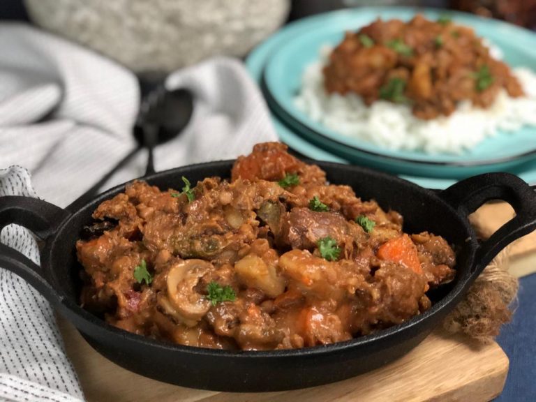 Potjie kos stoofpot op Zuid Afrikaanse wijze