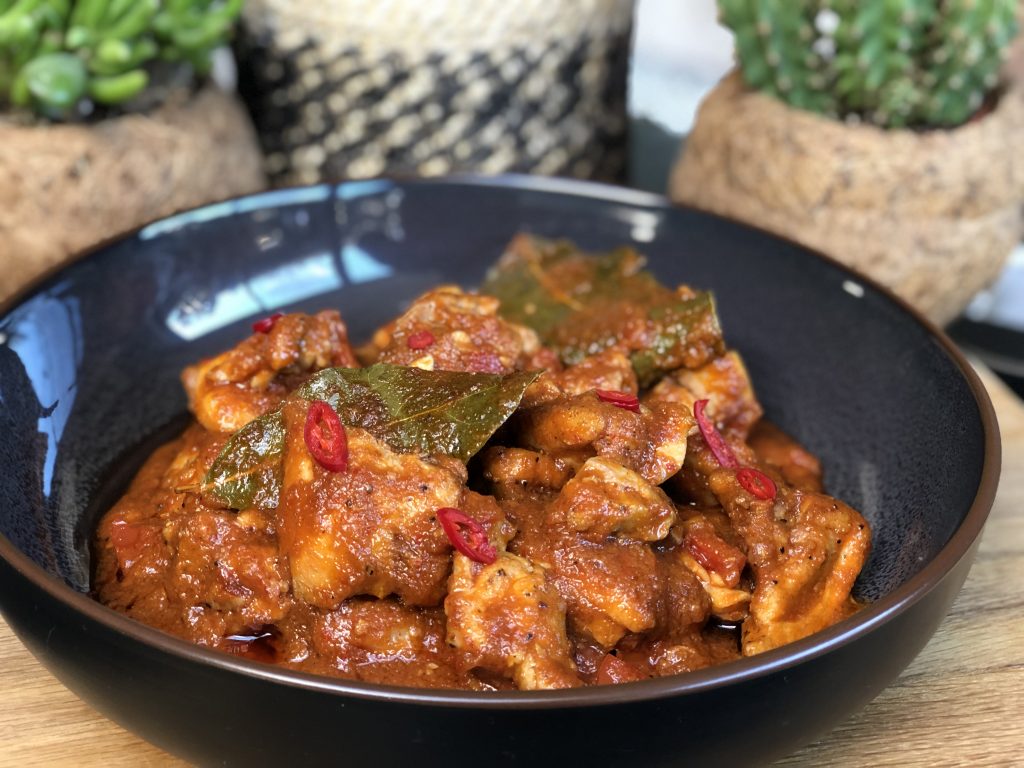 hete kip ajam pedis recept 