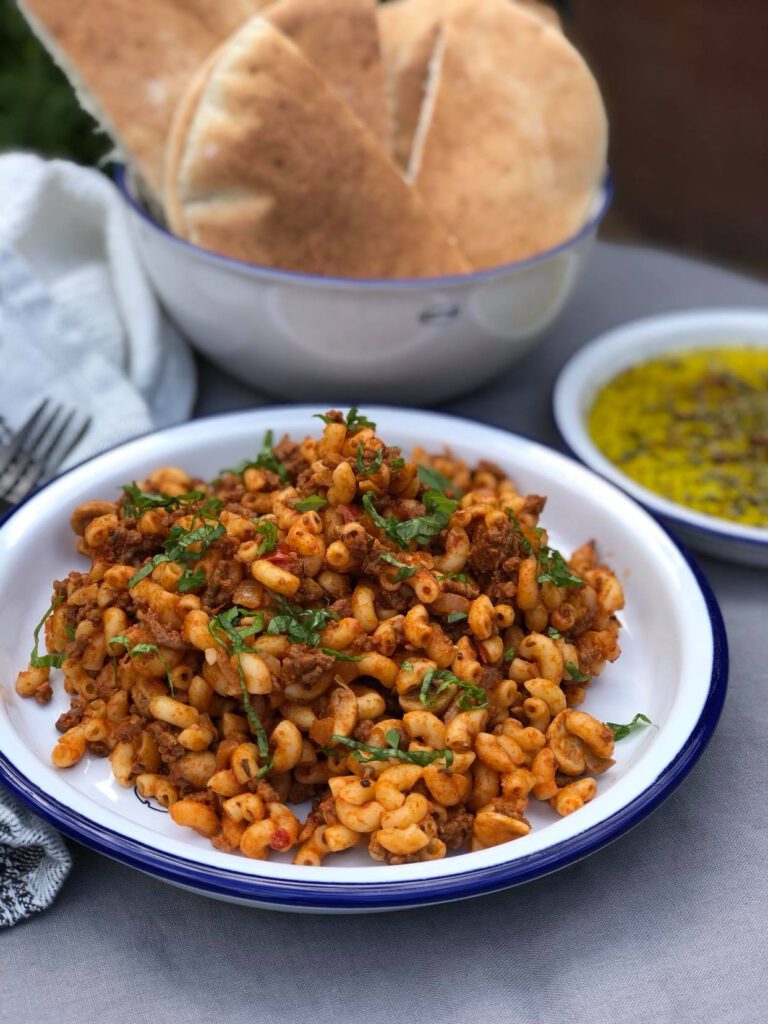 simpele macaroni met tomatenpuree en gehakt