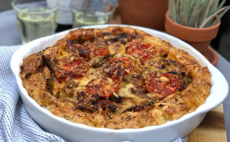 hartige taart met sperziebonen en gehakt