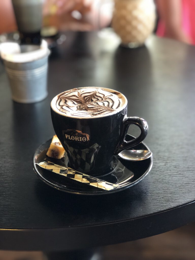 koffie bij No.Madd Coffee