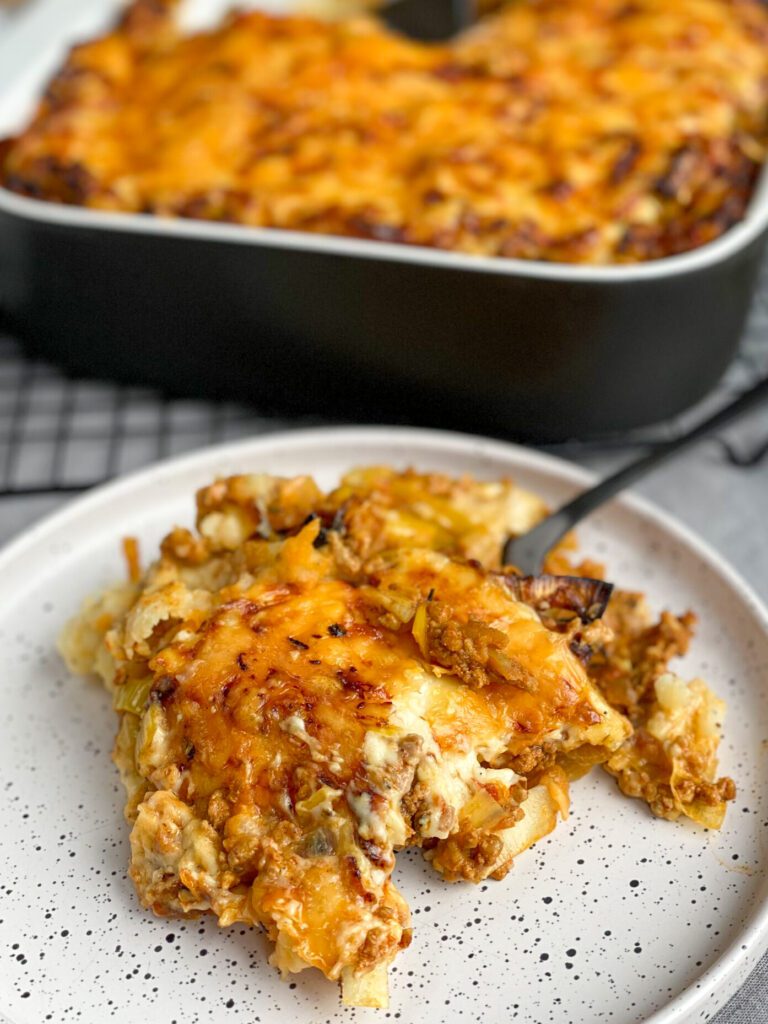 prei ovenschotel met gehakt en bechamelsaus