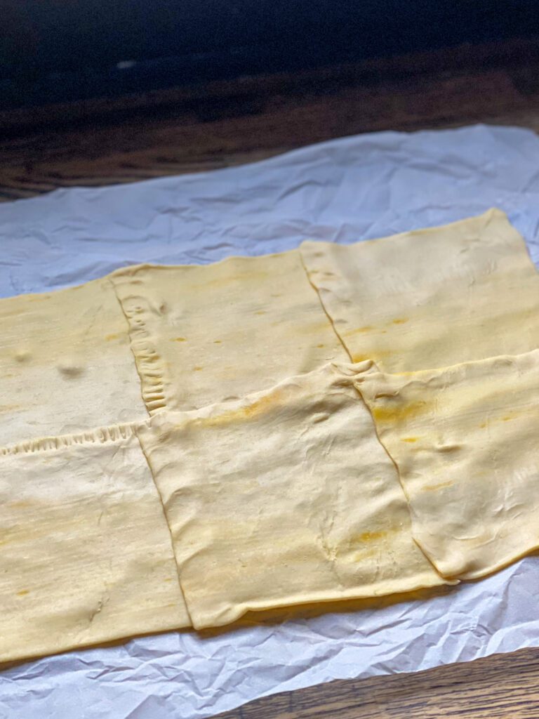 roomboter bladerdeeg hapjes