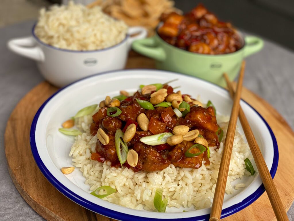 Aziatische kip met kruidige rijst