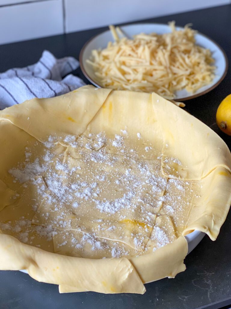 hartige taart bodem van roomboter bladerdeeg