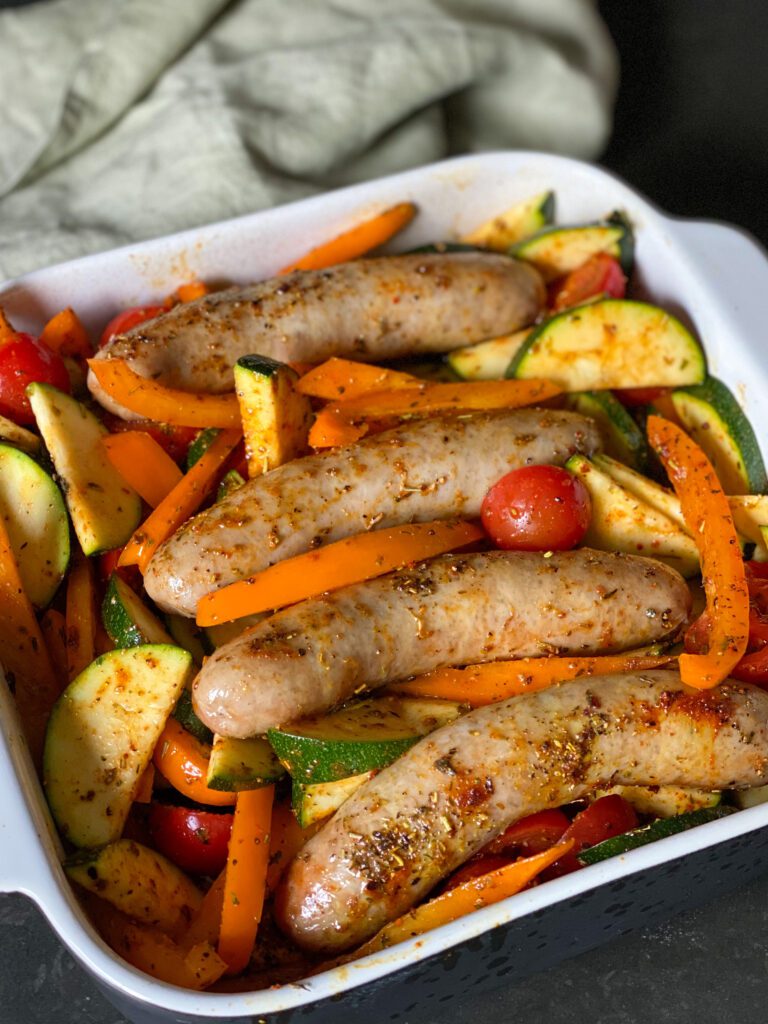 gegrilde worst en groenten uit de oven