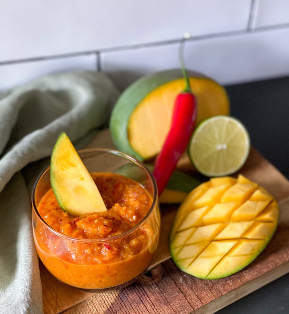 pittige mangosalsa