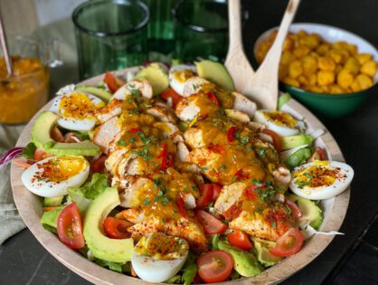 salade met kipfilet en kruidige mango chutney