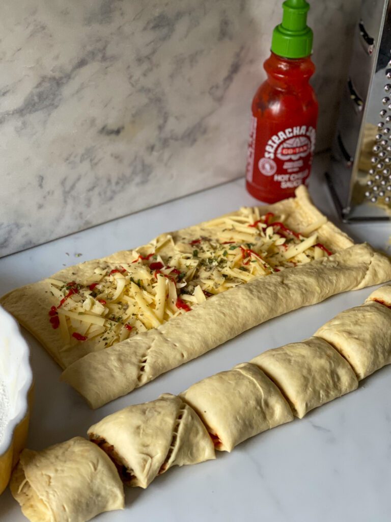 croissantdeeg snacks met kaas