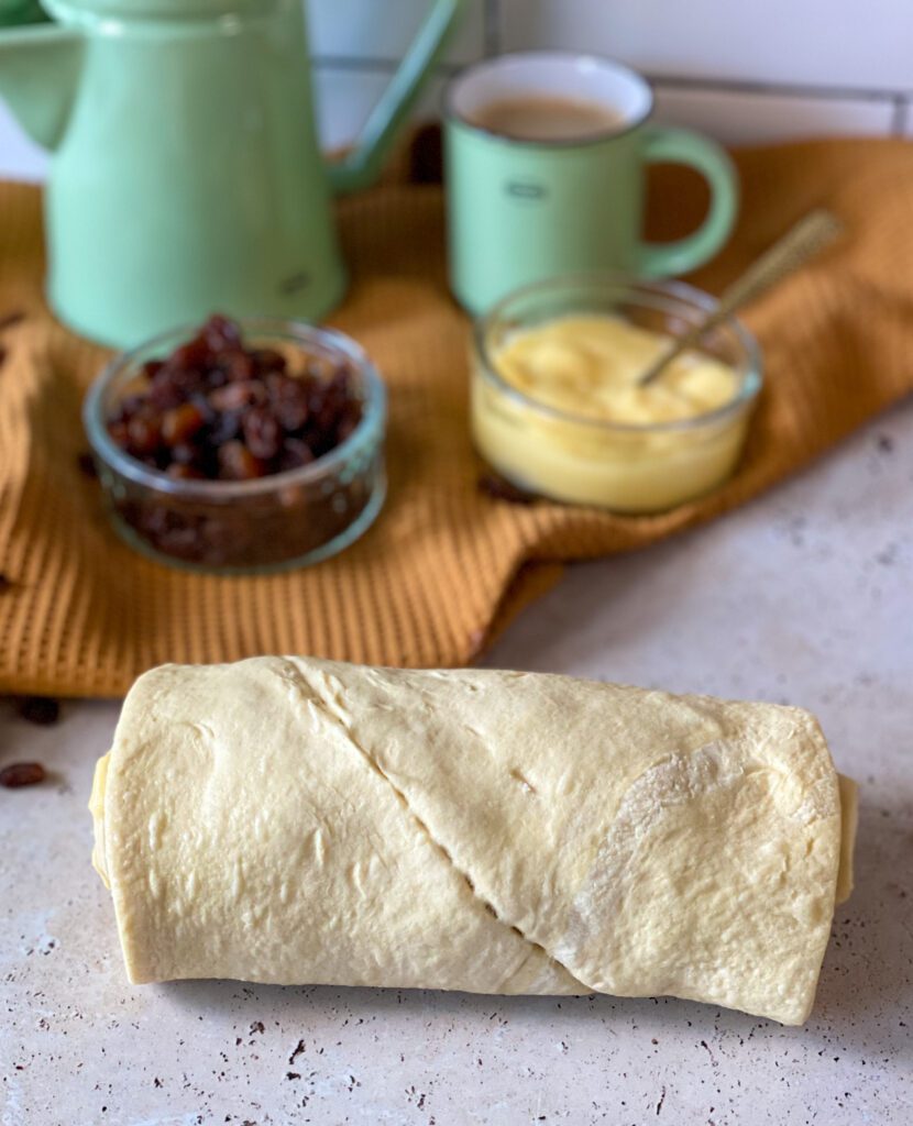Koffiebroodjes maken van croissantdeeg