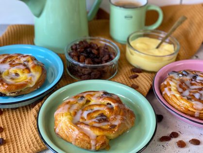 zelf koffiebroodjes maken van croissantdeeg