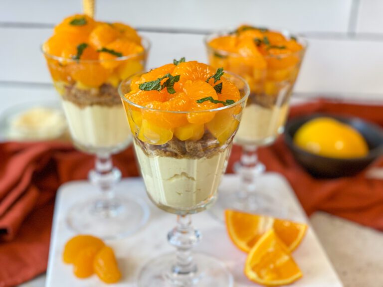 Koningsdag trifle met mandarijn, perzik en mango