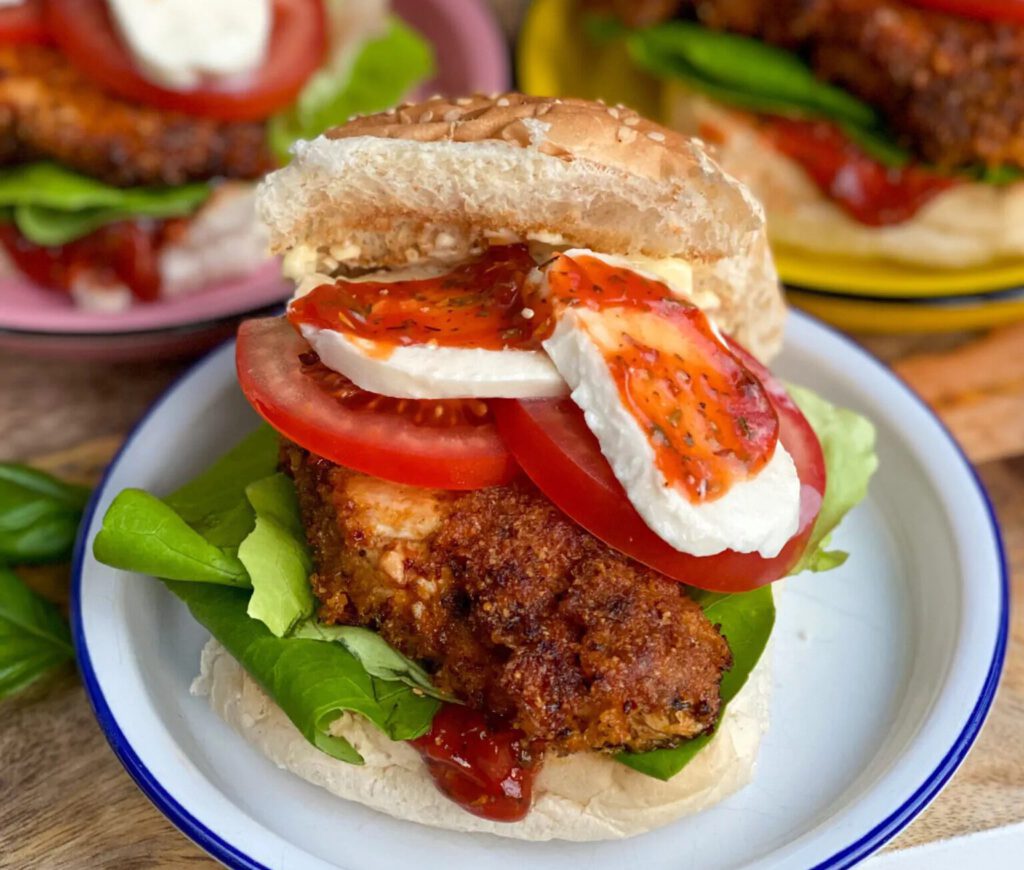 5 kipburger recepten: krokante Italiaanse kipburger: 