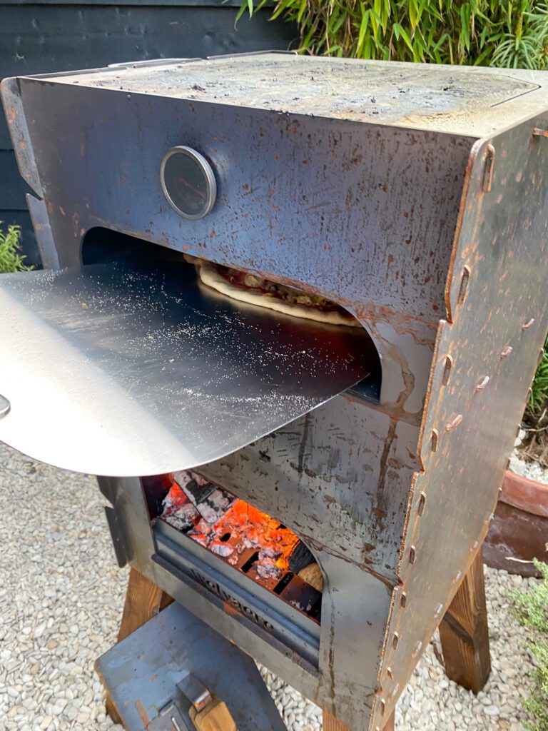 Utenovn pizzaoven van Welvaere