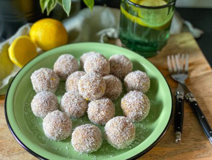 dadelballetjes met citroen en hazelnoten