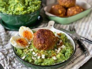 spinazie stamppot met feta gehaktbal