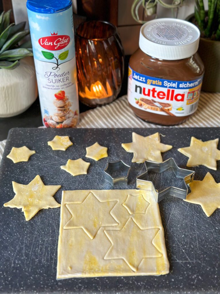 bladerdeeg Kerstkoekjes met Nutella 