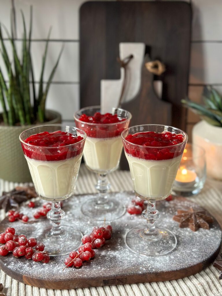 panna cotta met rode bessen 