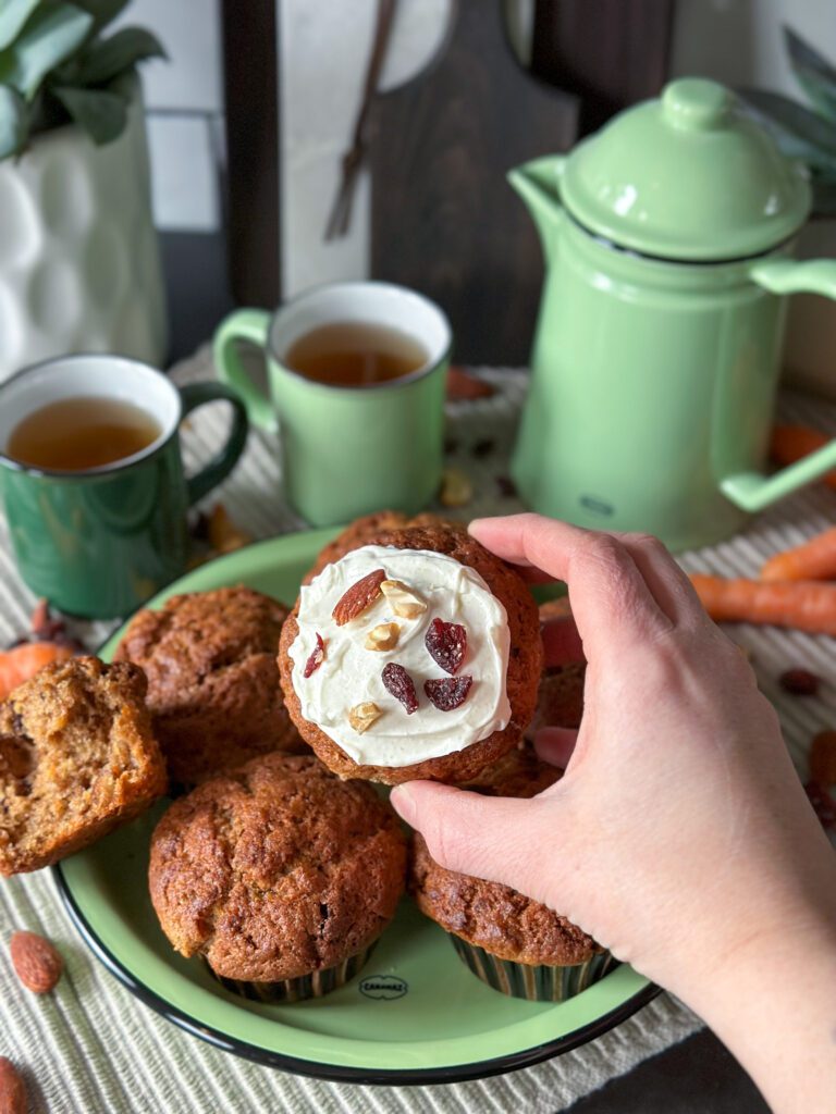 muffins met geraspte wortel en appel