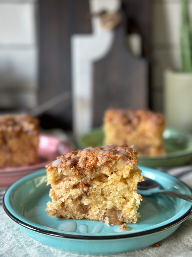 appelcake met krokante kaneel topping