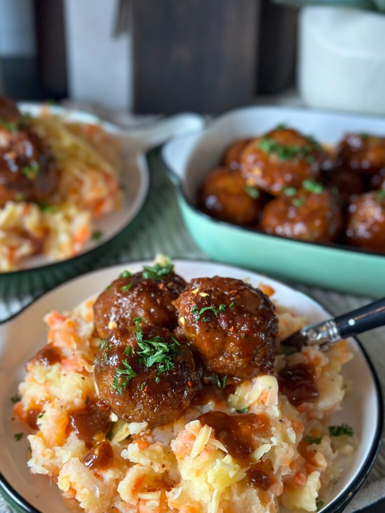 hutspot met sticky meatballs