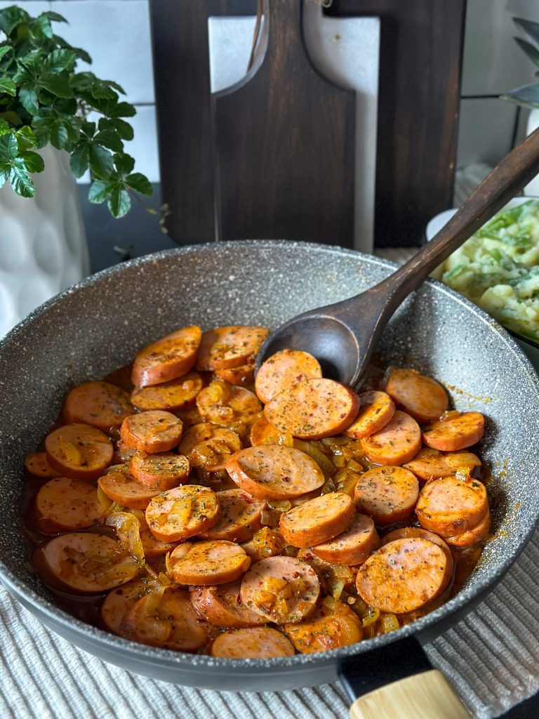 kruidig gebakken rookworst 