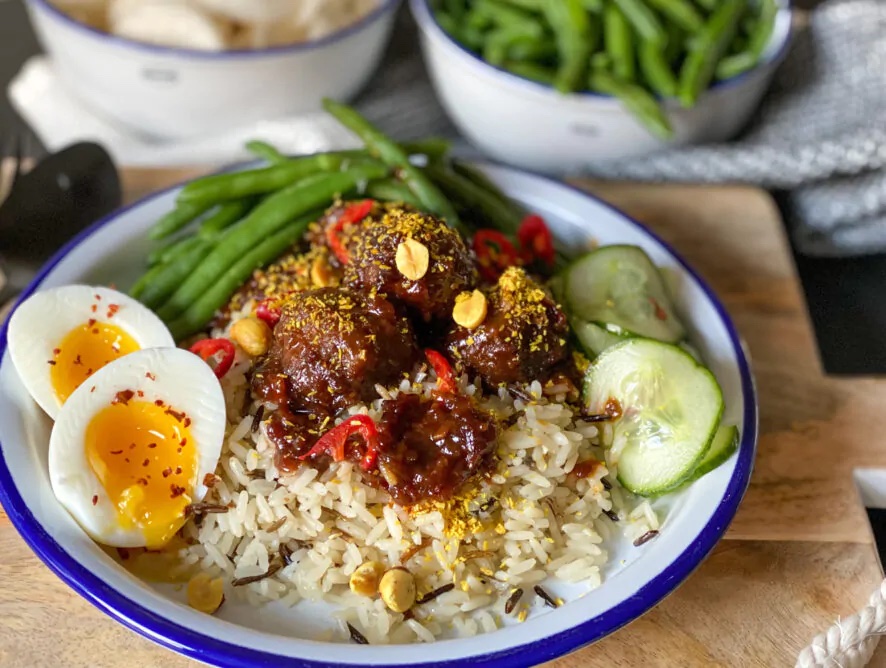 kruidige en pittige gehaktballetjes