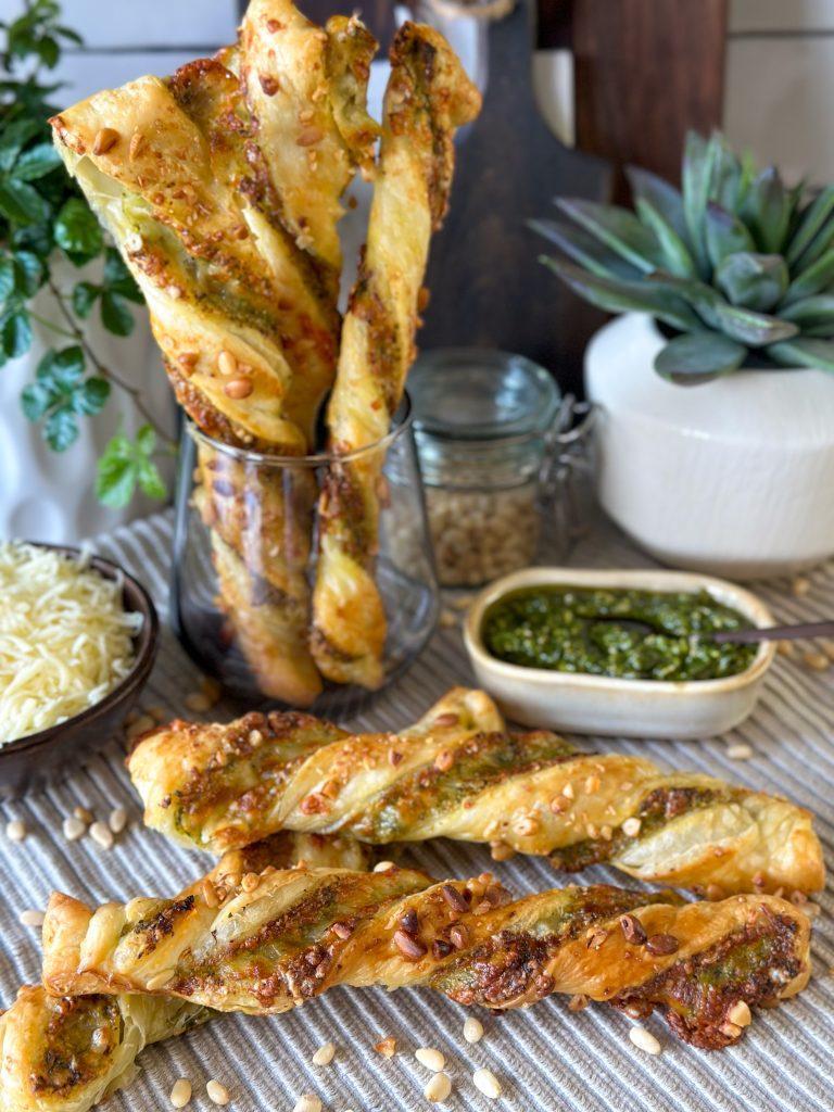 pesto twisters met kaas