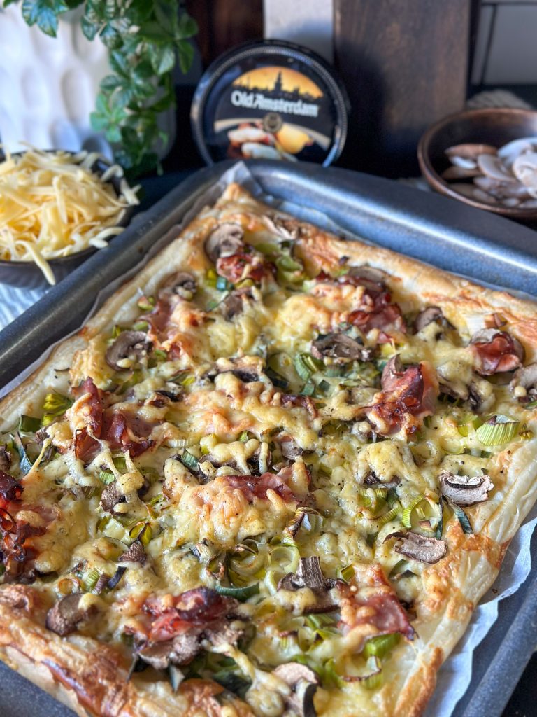 plaattaart met smeerkaas