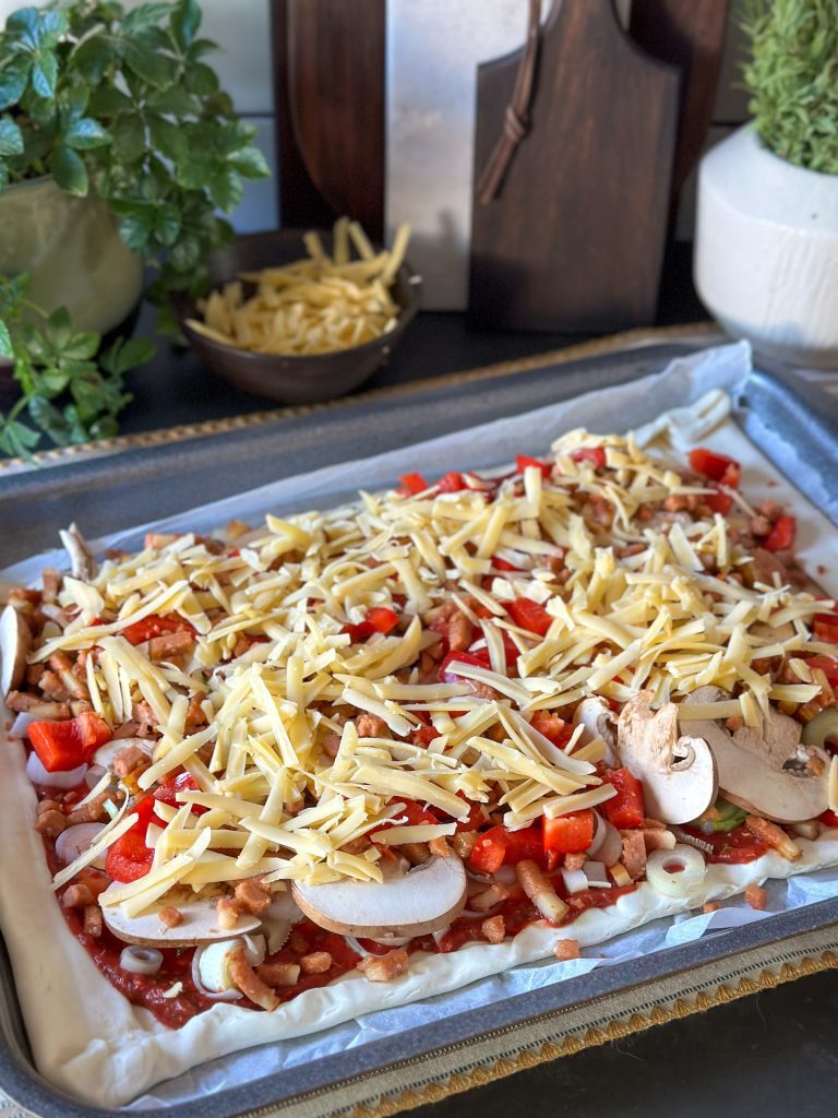 Plaattaart met prei en spekjes